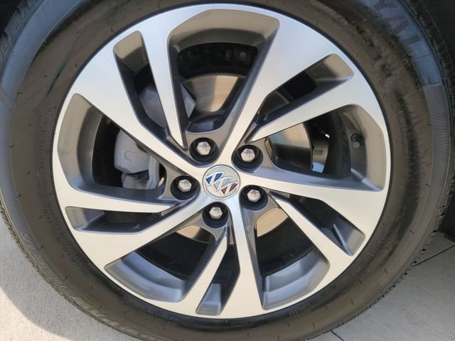 Used 2023 Buick Envision Essence AWD/4WD image 21