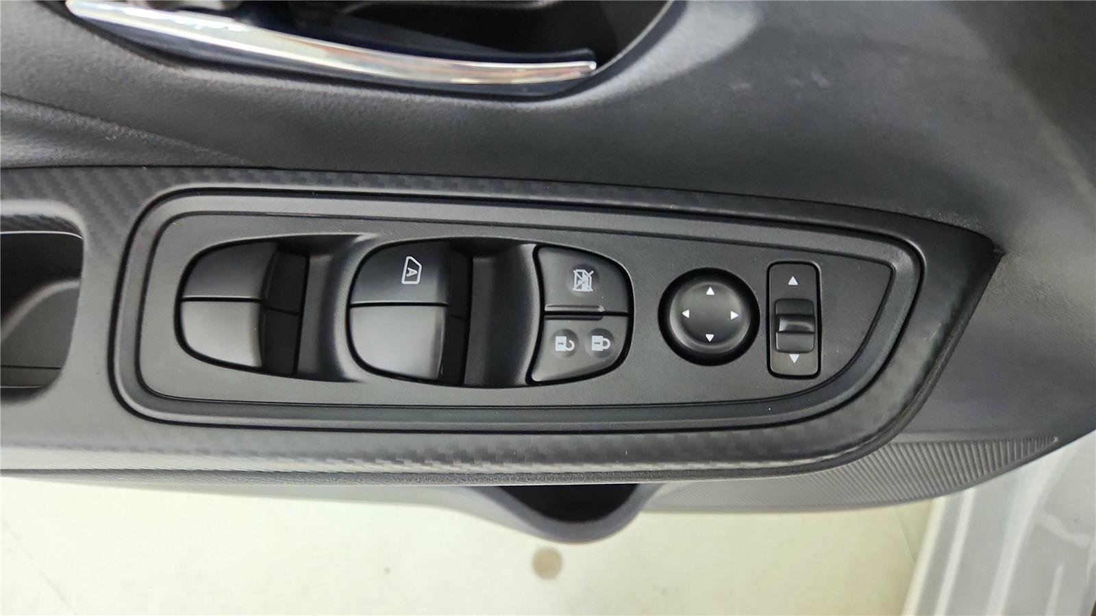 New 2025 Nissan Versa SV w/ Trunk Package image 16