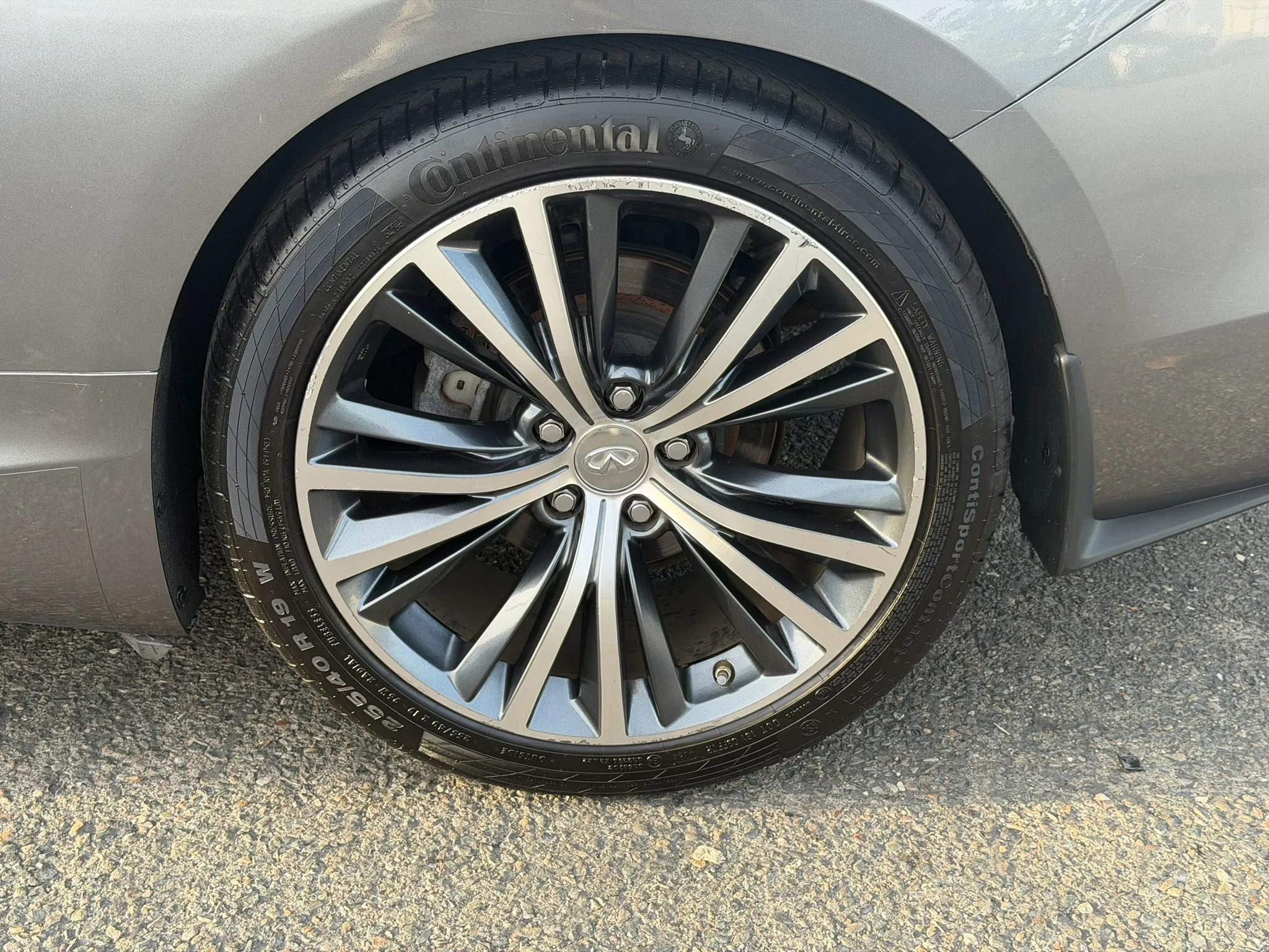 Used 2018 INFINITI Q60 3.0t Luxe image 23