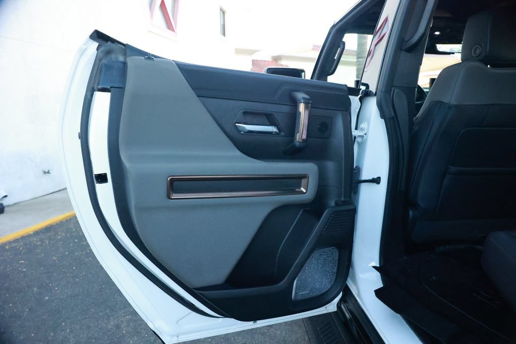 Used 2025 GMC Hummer EV 2X AWD/4WD image 38