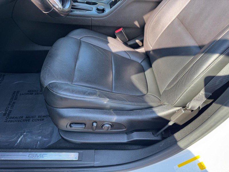 Used 2019 GMC Acadia SLT w/ LPO, Floor Liner Package AWD/4WD image 14