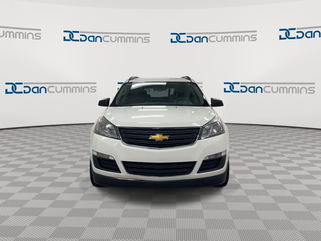 Used 2015 Chevrolet Traverse LS image 3
