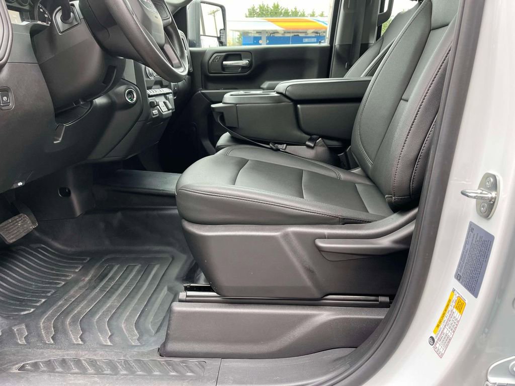 Certified 2024 GMC Sierra 3500 Pro image 27