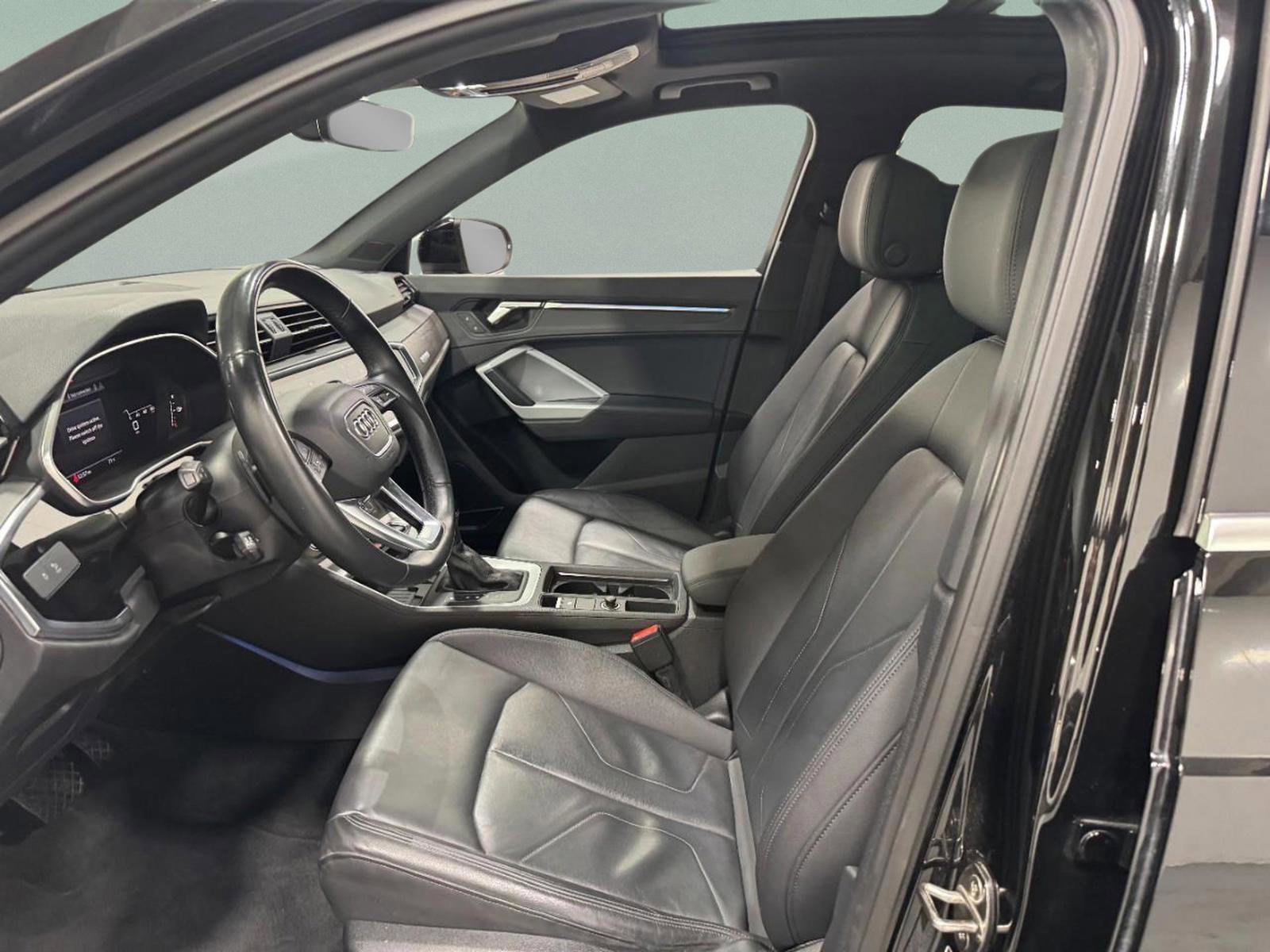 Used 2021 Audi Q3 2.0T Premium Plus w/ Premium Plus Package image 27