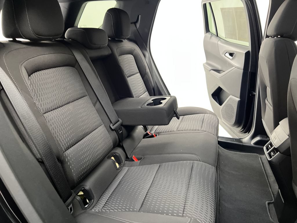 Used 2026 Chevrolet Equinox LT FWD image 21