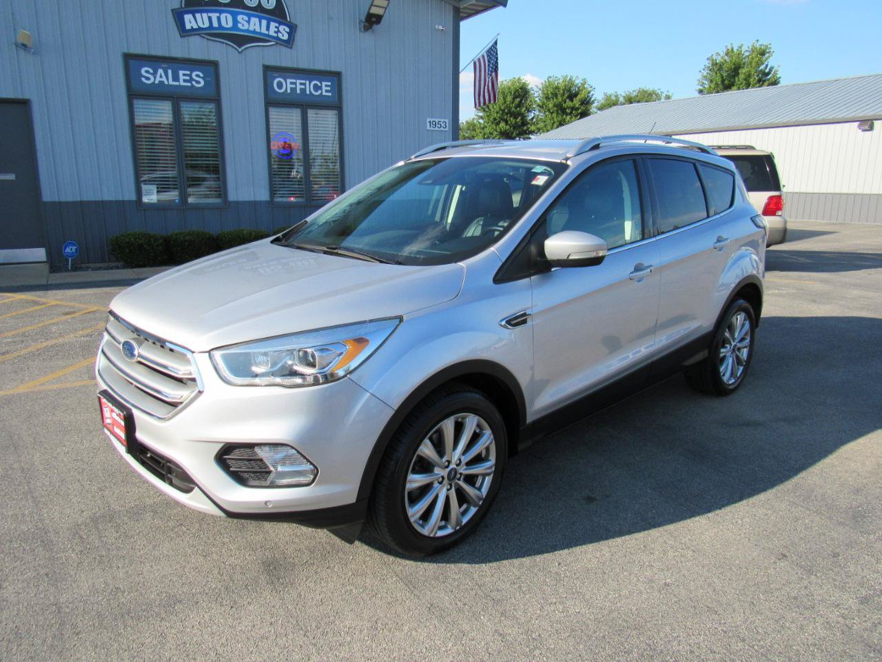 Used 2017 Ford Escape Titanium w/ Equipment Group 301A AWD/4WD image 1
