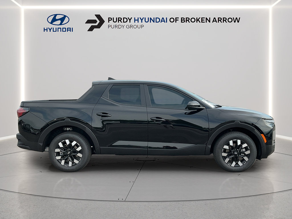 New 2027 Hyundai Santa Cruz SE FWD image 2