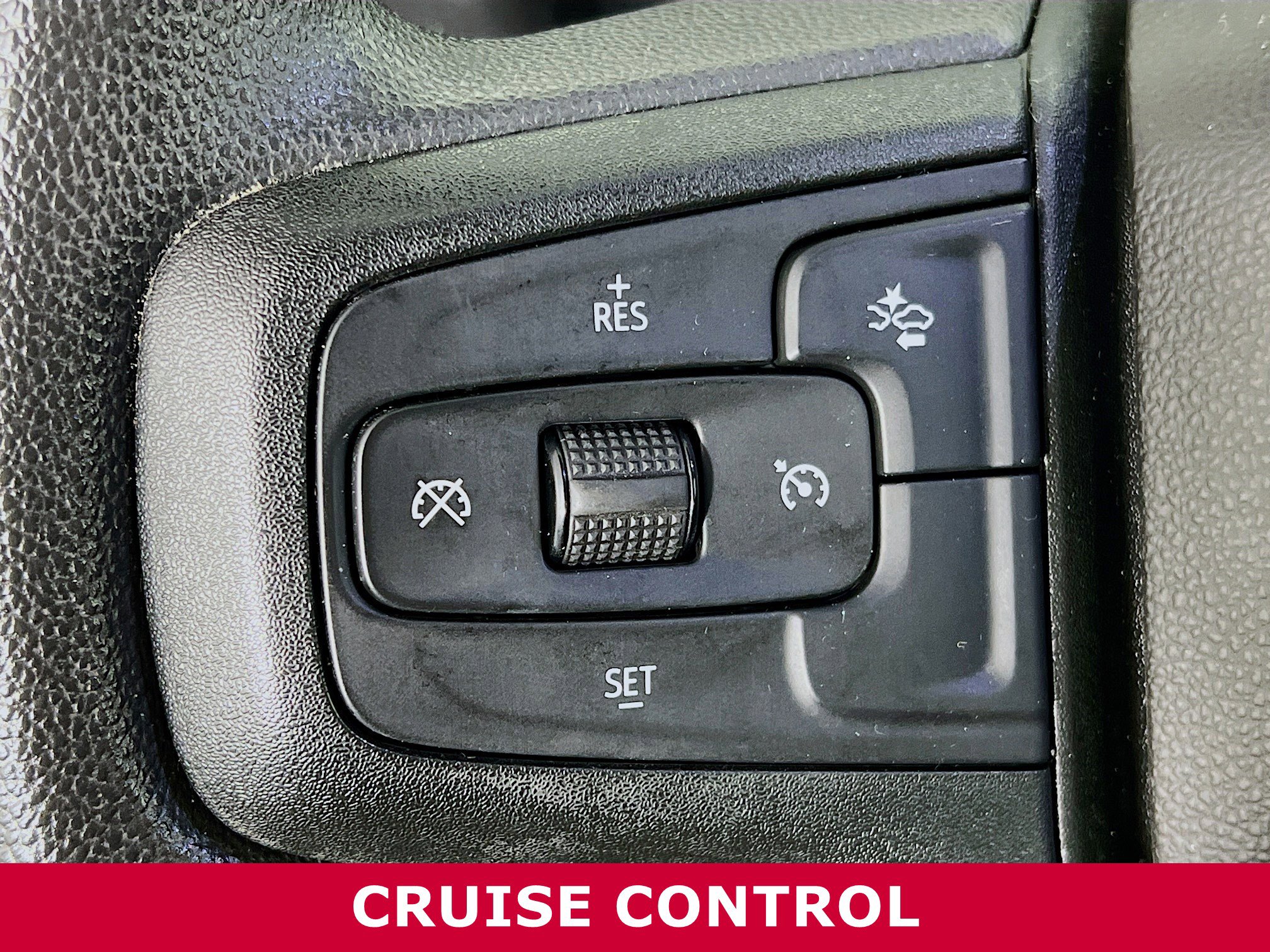 Used 2023 Chevrolet Silverado 1500 Custom image 13