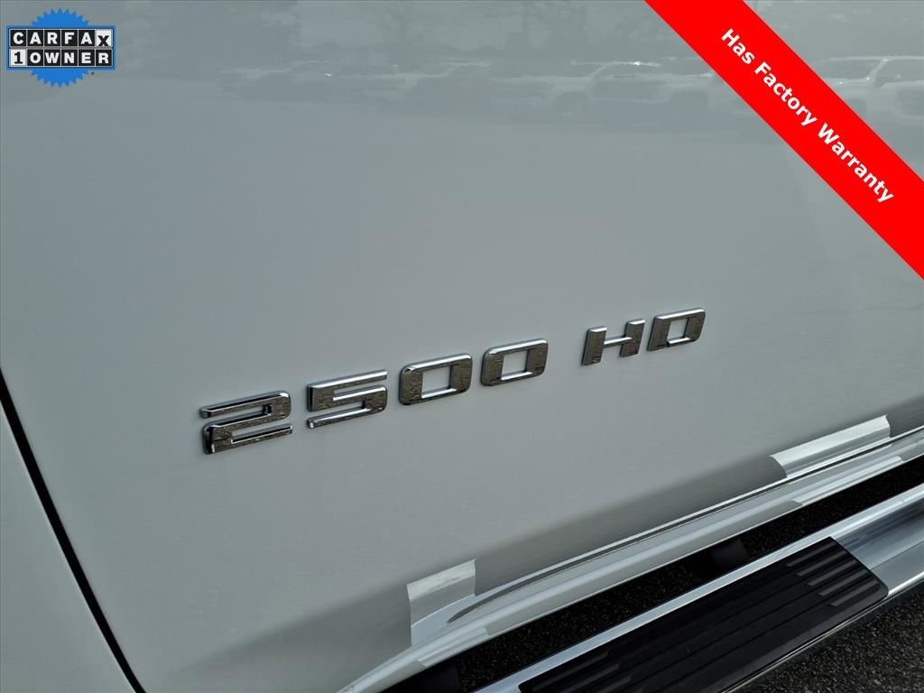 Used 2025 Chevrolet Silverado 2500 LT w/ Convenience Package image 9