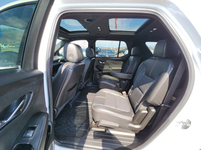 Used 2023 Chevrolet Traverse RS w/ LPO, Floor Liner Package image 22