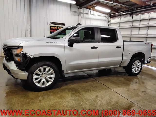 Used 2022 Chevrolet Silverado 1500 Custom AWD/4WD image 2