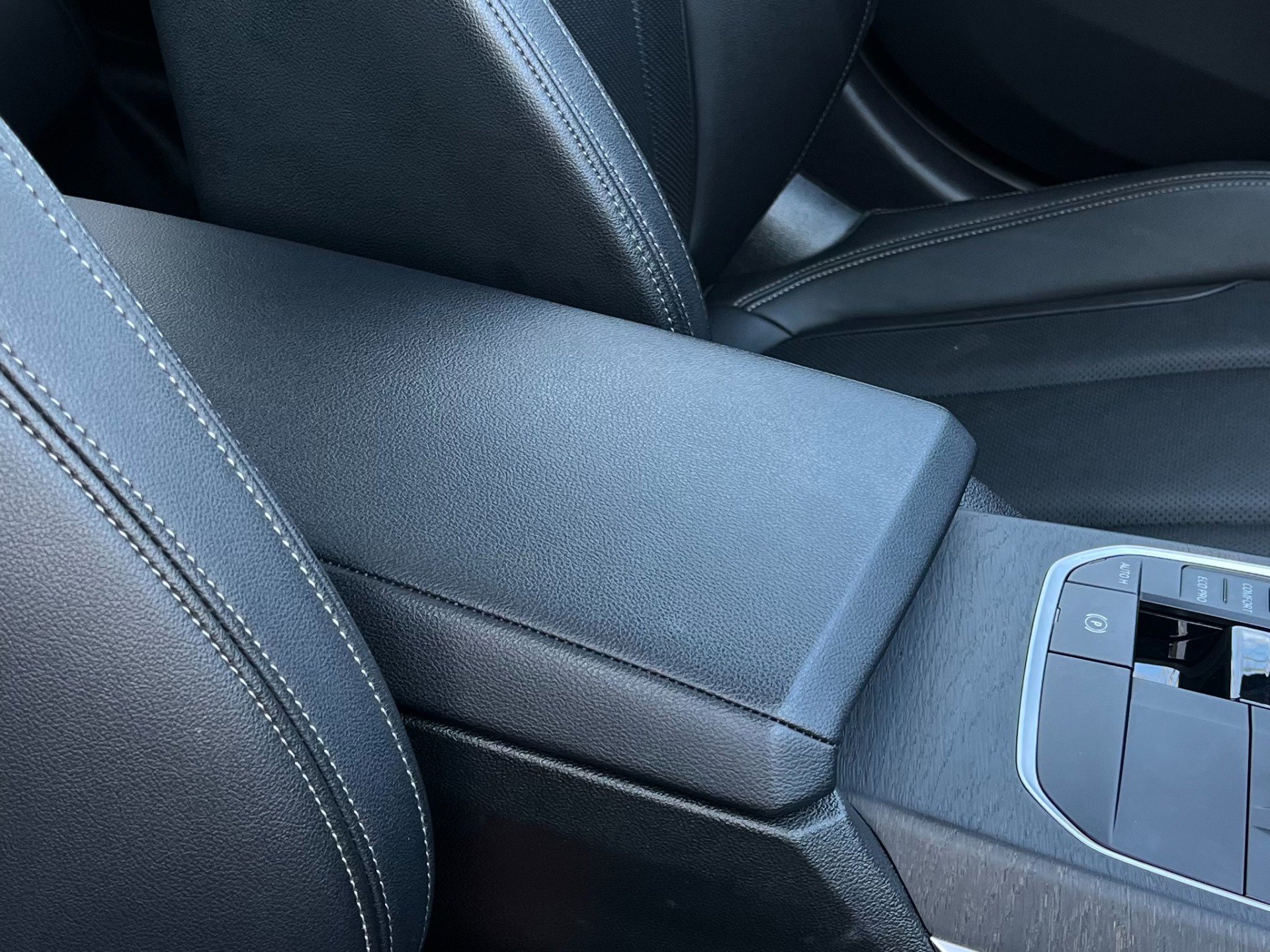 Used 2024 BMW 330i xDrive Sedan w/ Premium Package image 22