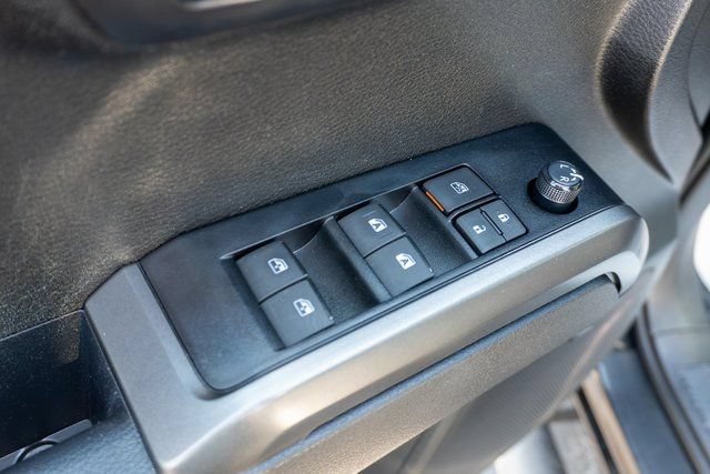 Used 2023 Toyota Tacoma TRD Off-Road w/ TRD Premium Off Road Package AWD/4WD image 17
