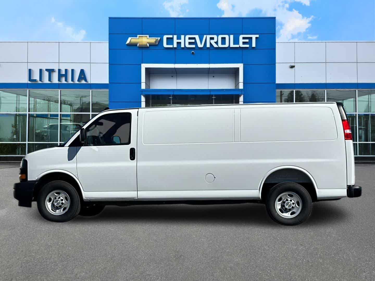 Used 2025 Chevrolet Express 2500 Extended w/ Driver Convenience Package RWD image 5