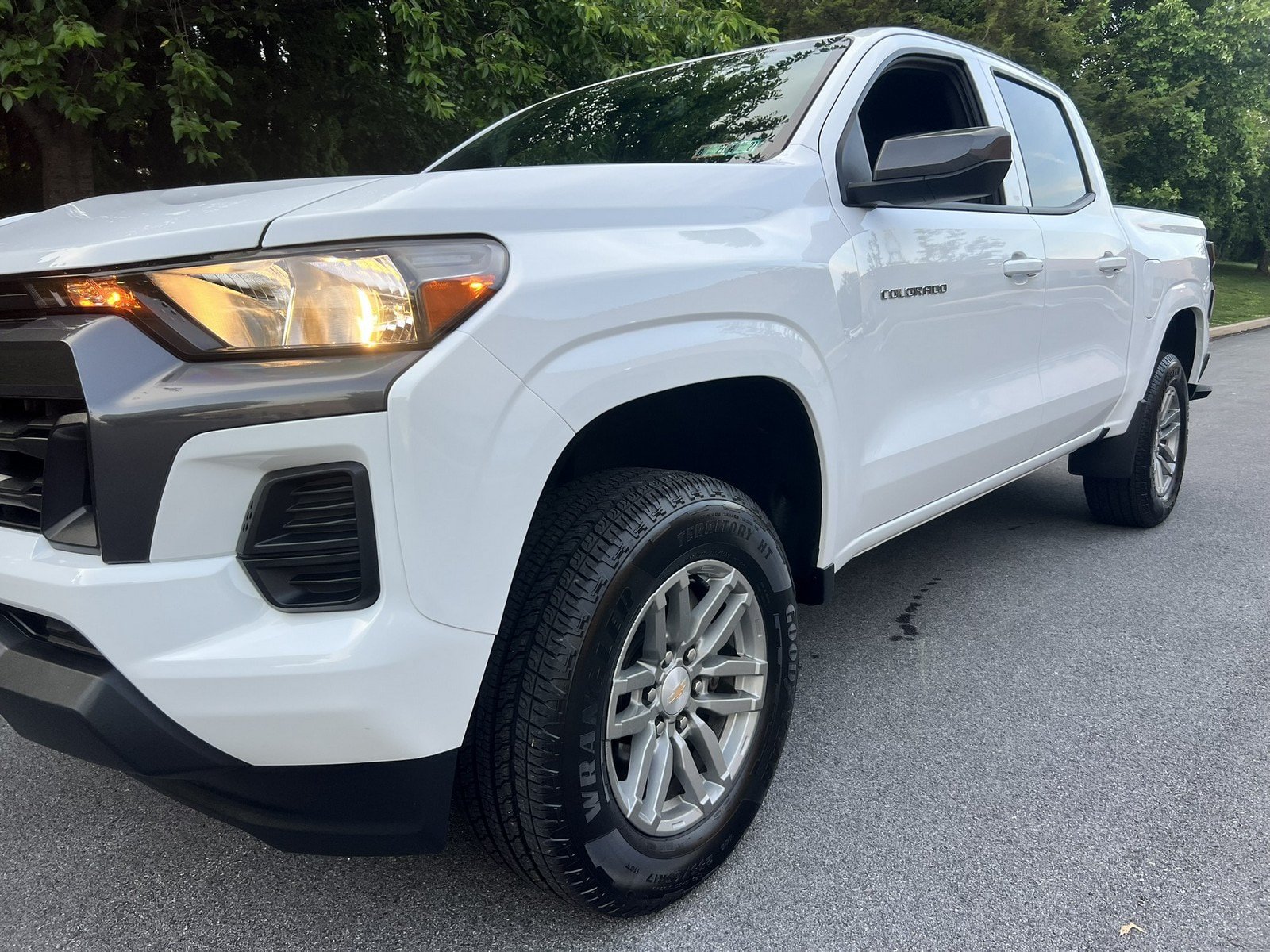 Used 2025 Chevrolet Colorado LT w/ Advanced Trailering Package RWD image 81