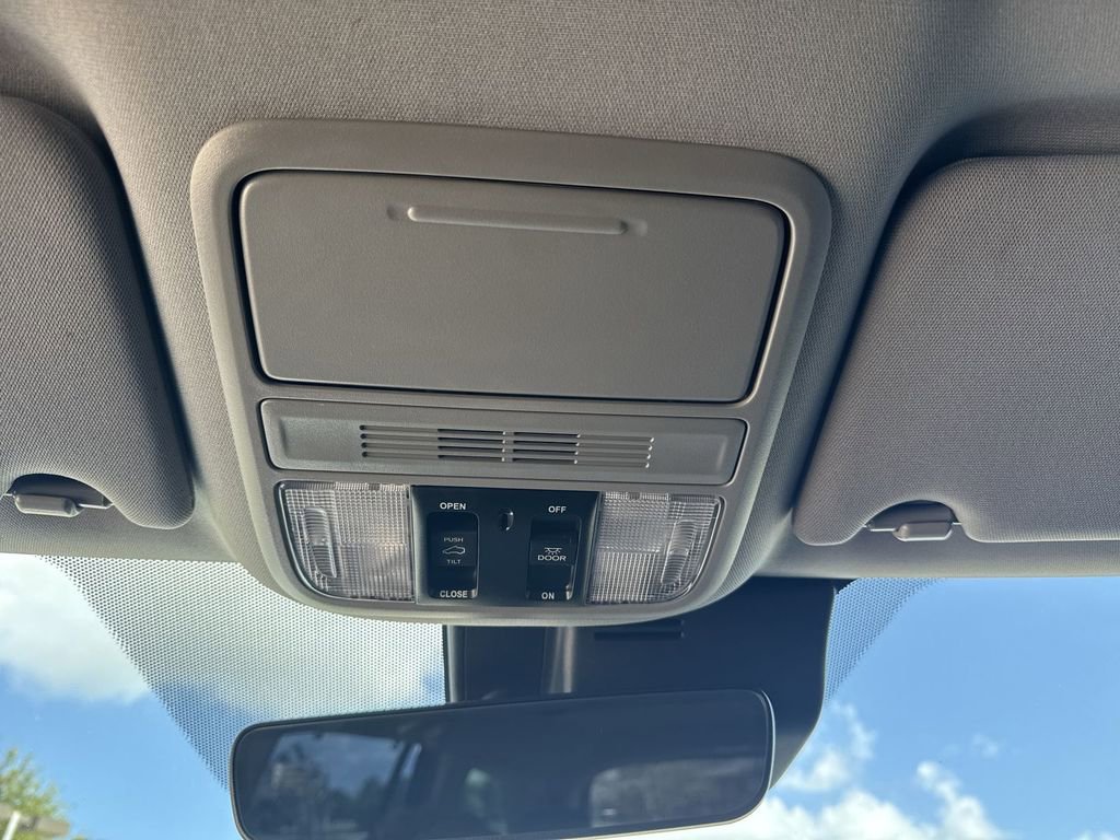 Used 2022 Honda Pilot Special Edition image 19