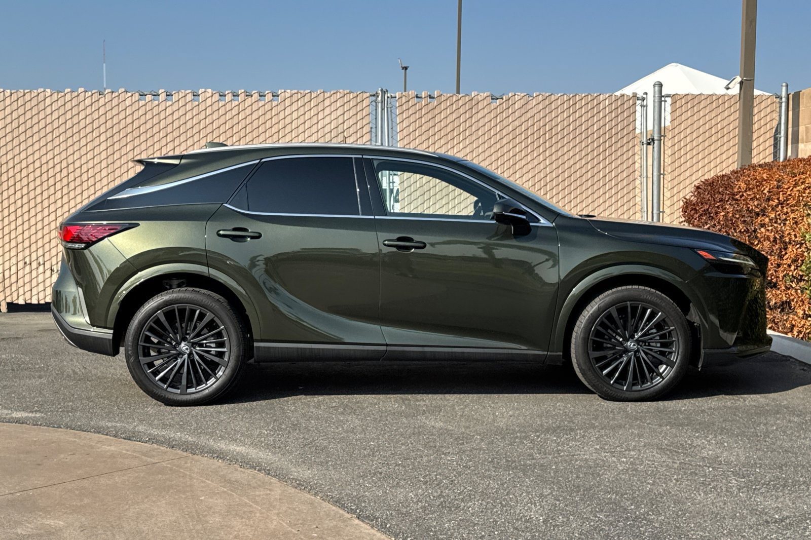 Certified 2025 Lexus RX 350 Premium w/ Convenience Package FWD image 3