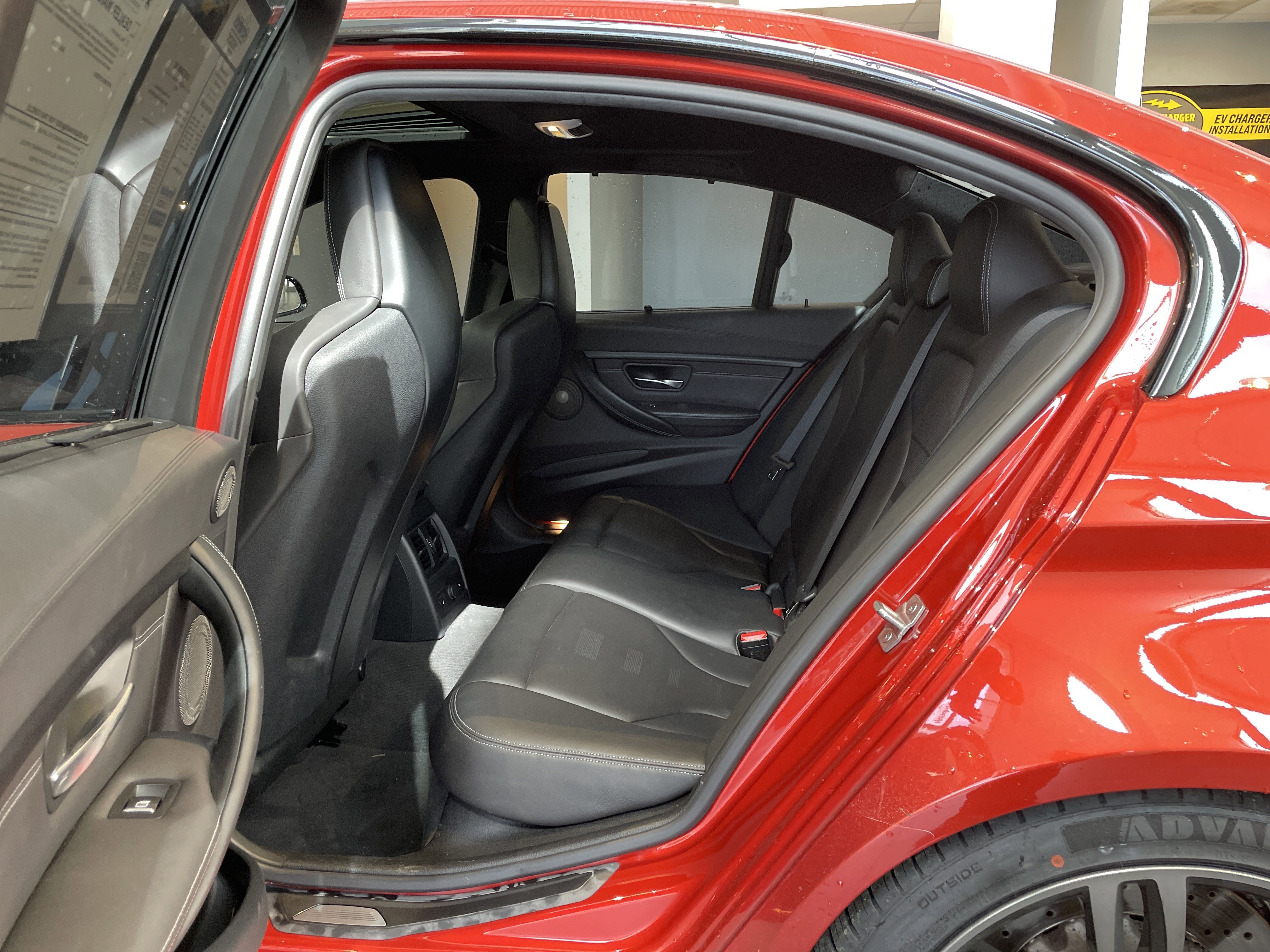 Used 2016 BMW M3 image 33