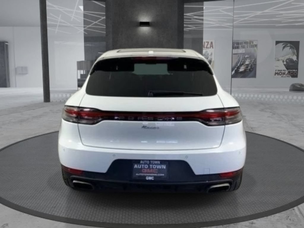 Used 2019 Porsche Macan AWD/4WD image 6