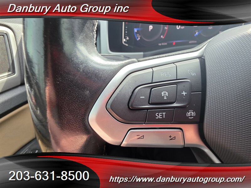 Used 2020 Volkswagen Atlas Cross Sport SEL AWD/4WD image 11