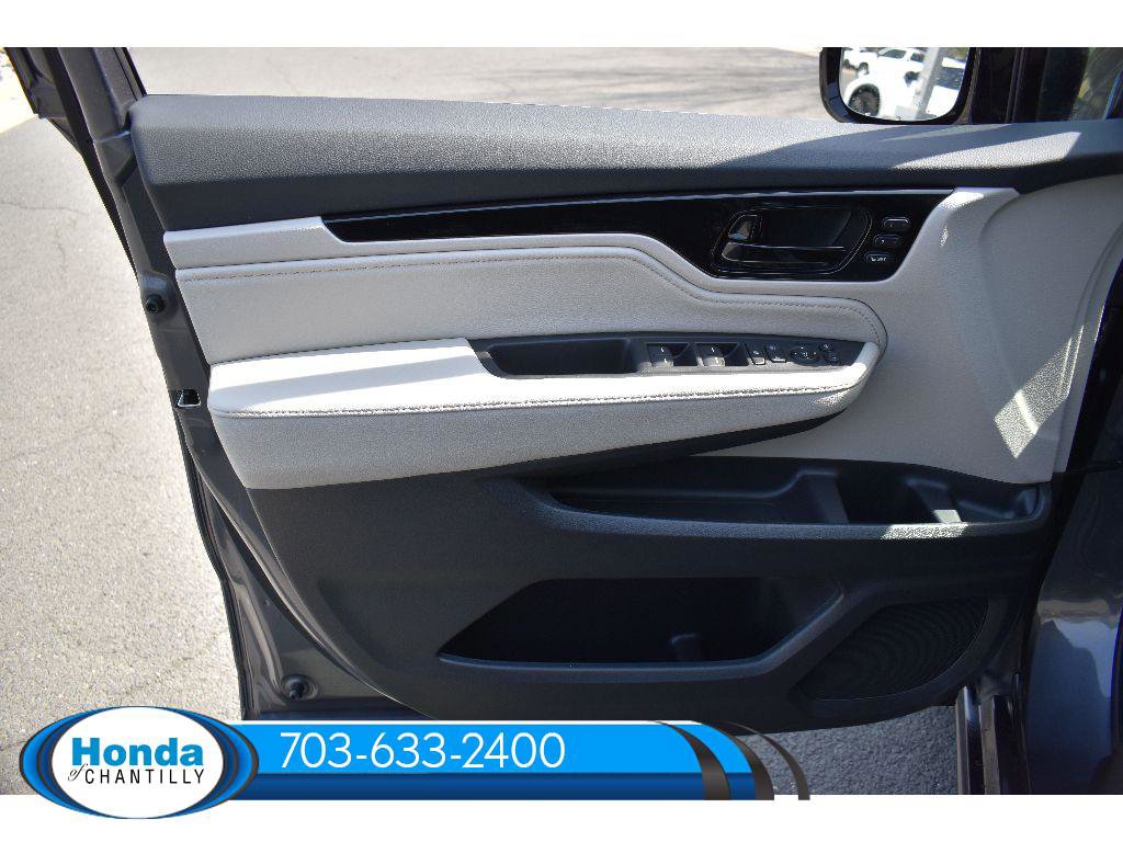 New 2026 Honda Odyssey Touring image 24