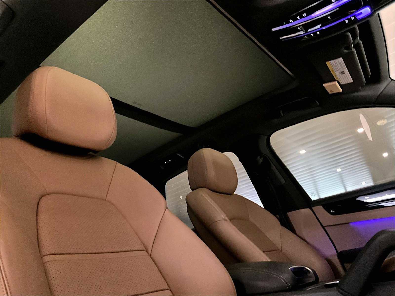 Used 2023 Porsche Cayenne image 24