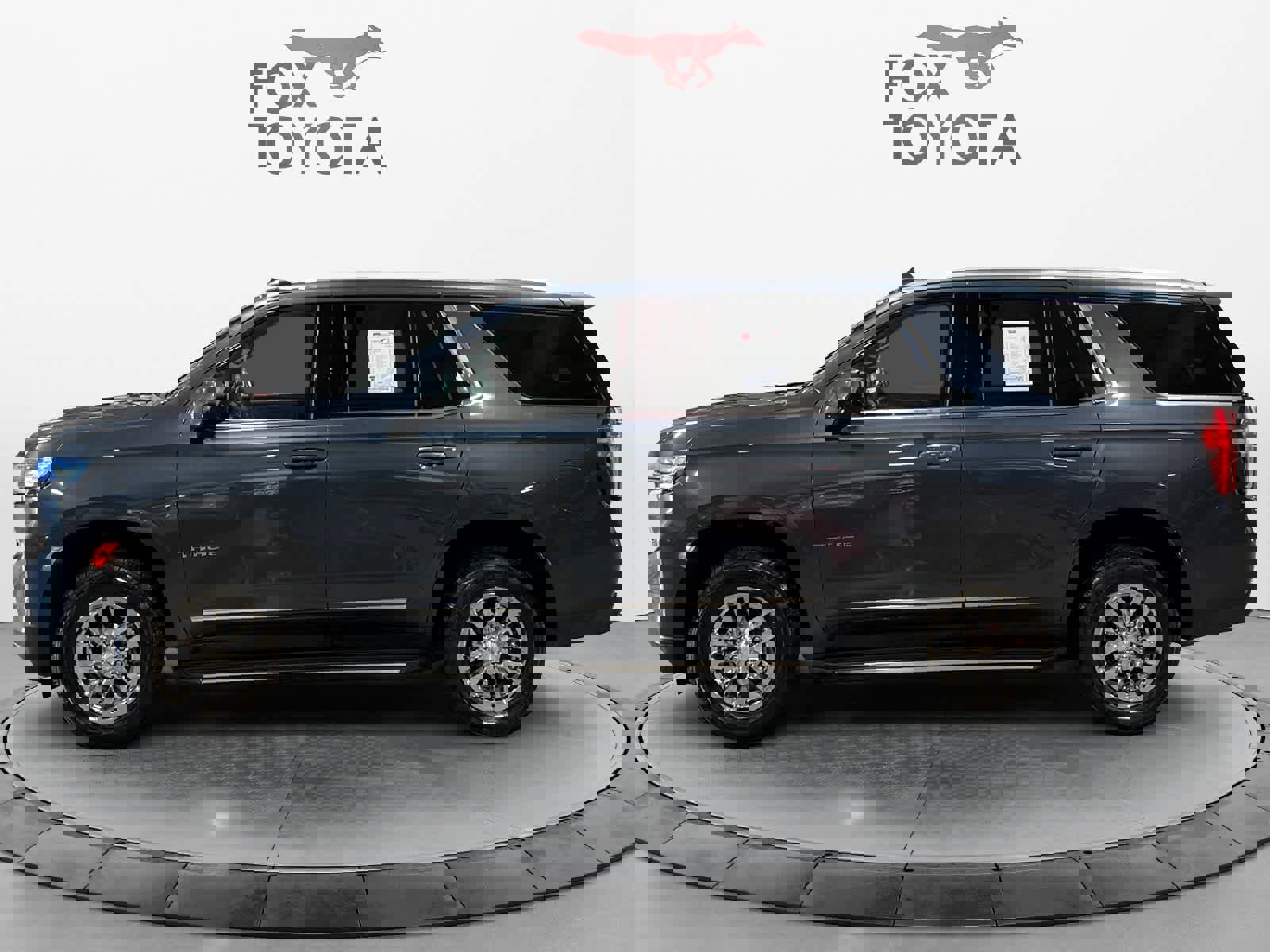 Used 2021 Chevrolet Tahoe LT image 3