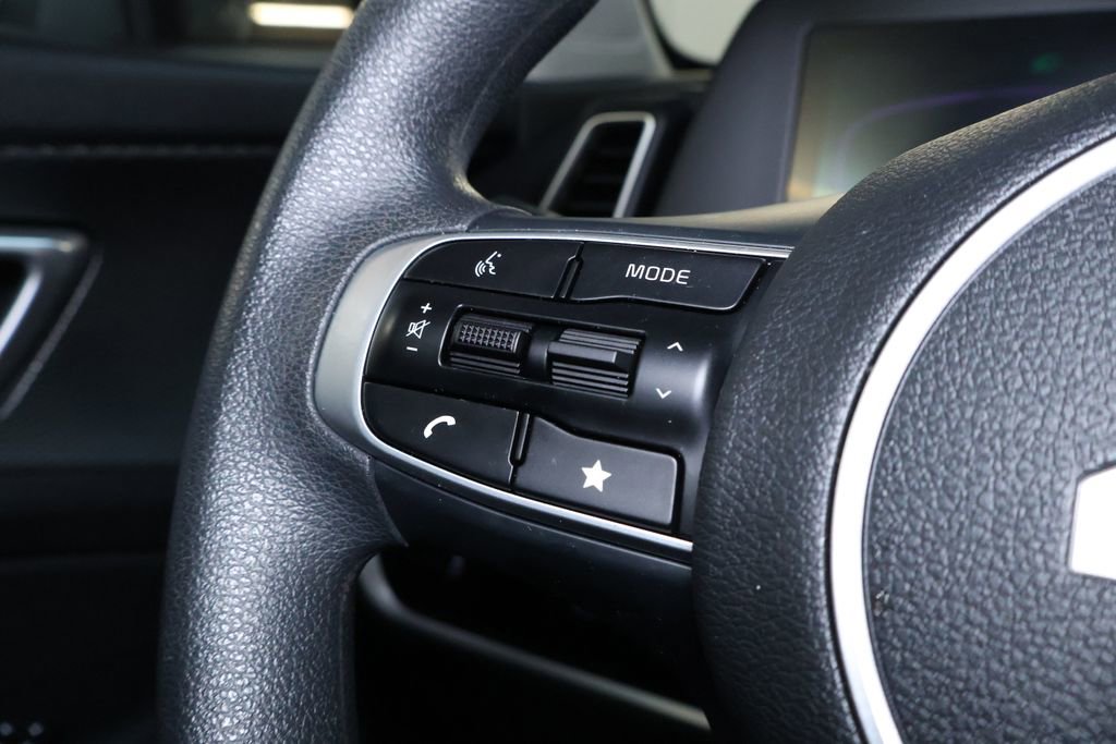 Used 2024 Kia Sportage LX image 20