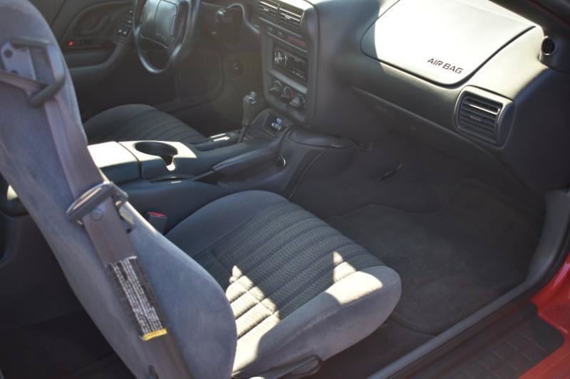 Used 1998 Chevrolet Camaro Z28 w/ Preferred Equipment Group 2 RWD image 12