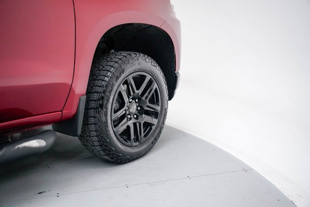 Used 2021 Chevrolet Silverado 1500 LT Trail Boss w/ Convenience Package II image 12
