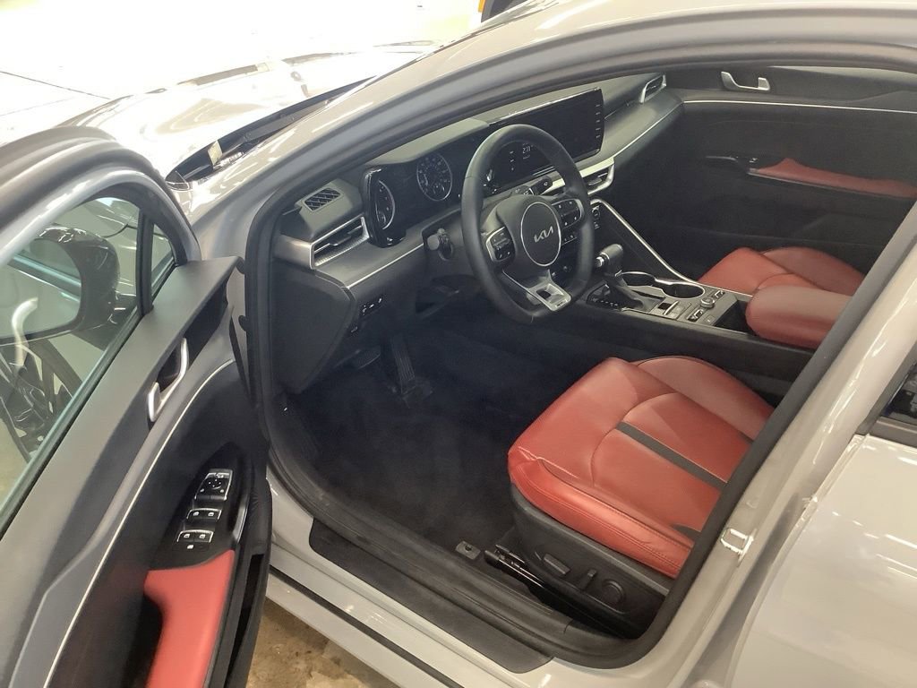 Certified 2024 Kia K5 GT-Line image 12