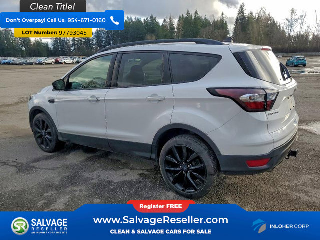Used 2018 Ford Escape SE w/ SE Sport Appearance Package image 3