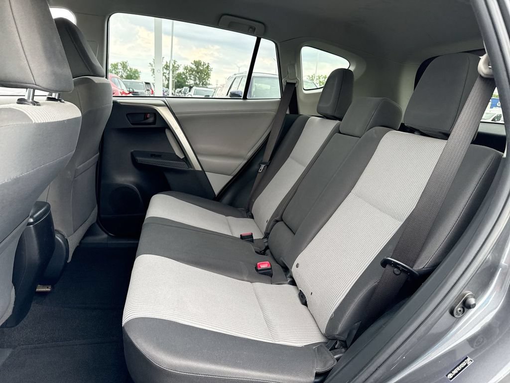 Used 2013 Toyota RAV4 LE FWD image 22