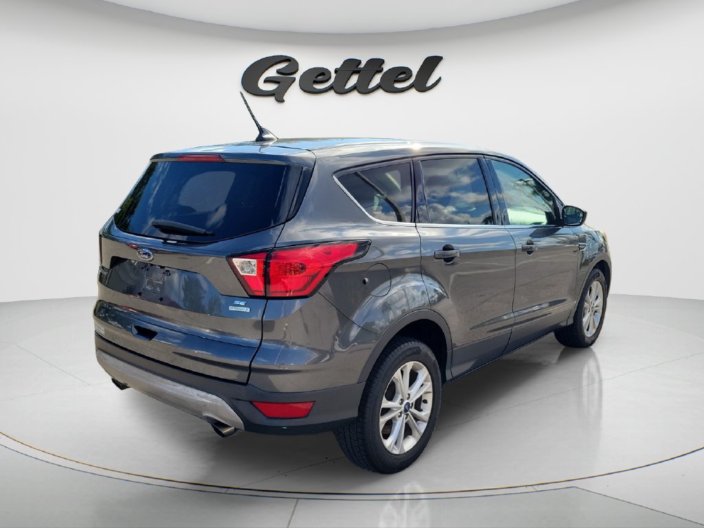 Used 2019 Ford Escape SE FWD image 5