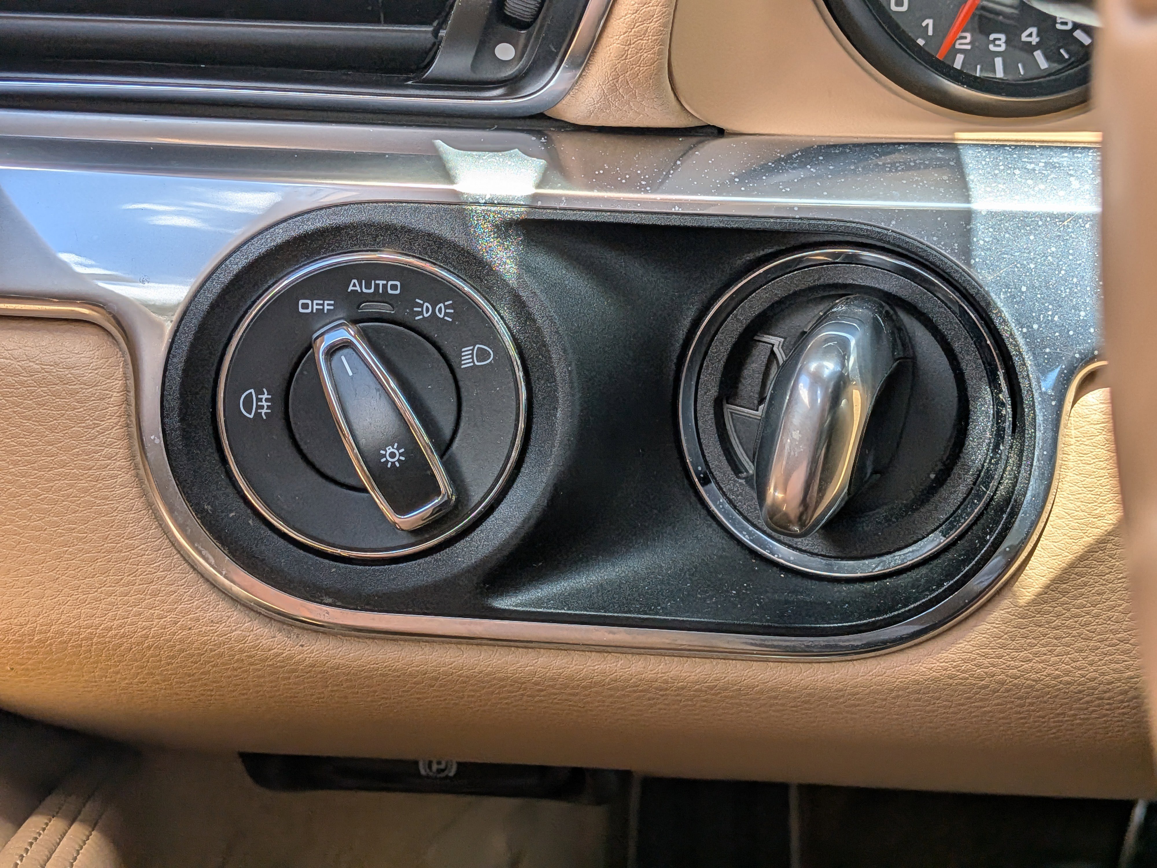 Used 2014 Porsche 911 Carrera S image 21