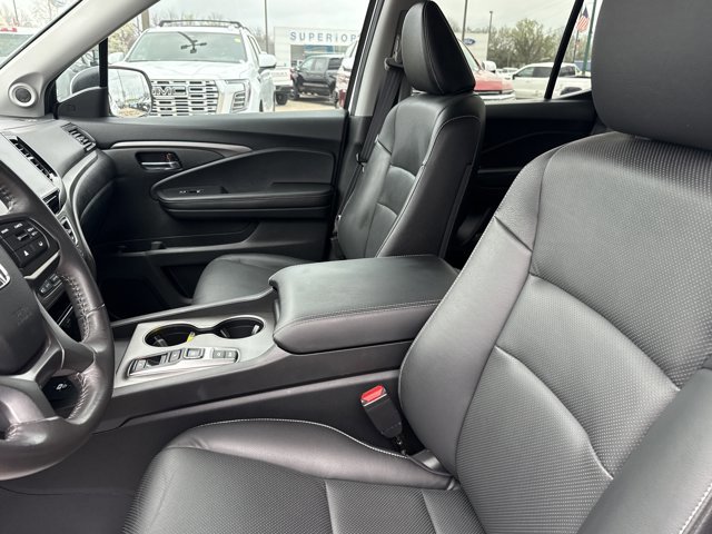 Used 2025 Honda Ridgeline RTL+ image 5