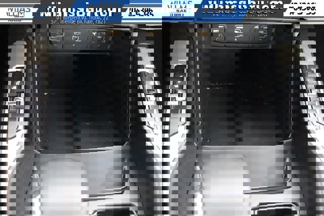 Used 2023 Kia Sorento S w/ Panoramic Sunroof Package image 31