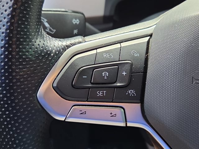 Used 2022 Volkswagen Atlas Cross Sport SEL Premium R-Line w/ Cross Sport MDO Package AWD/4WD image 24