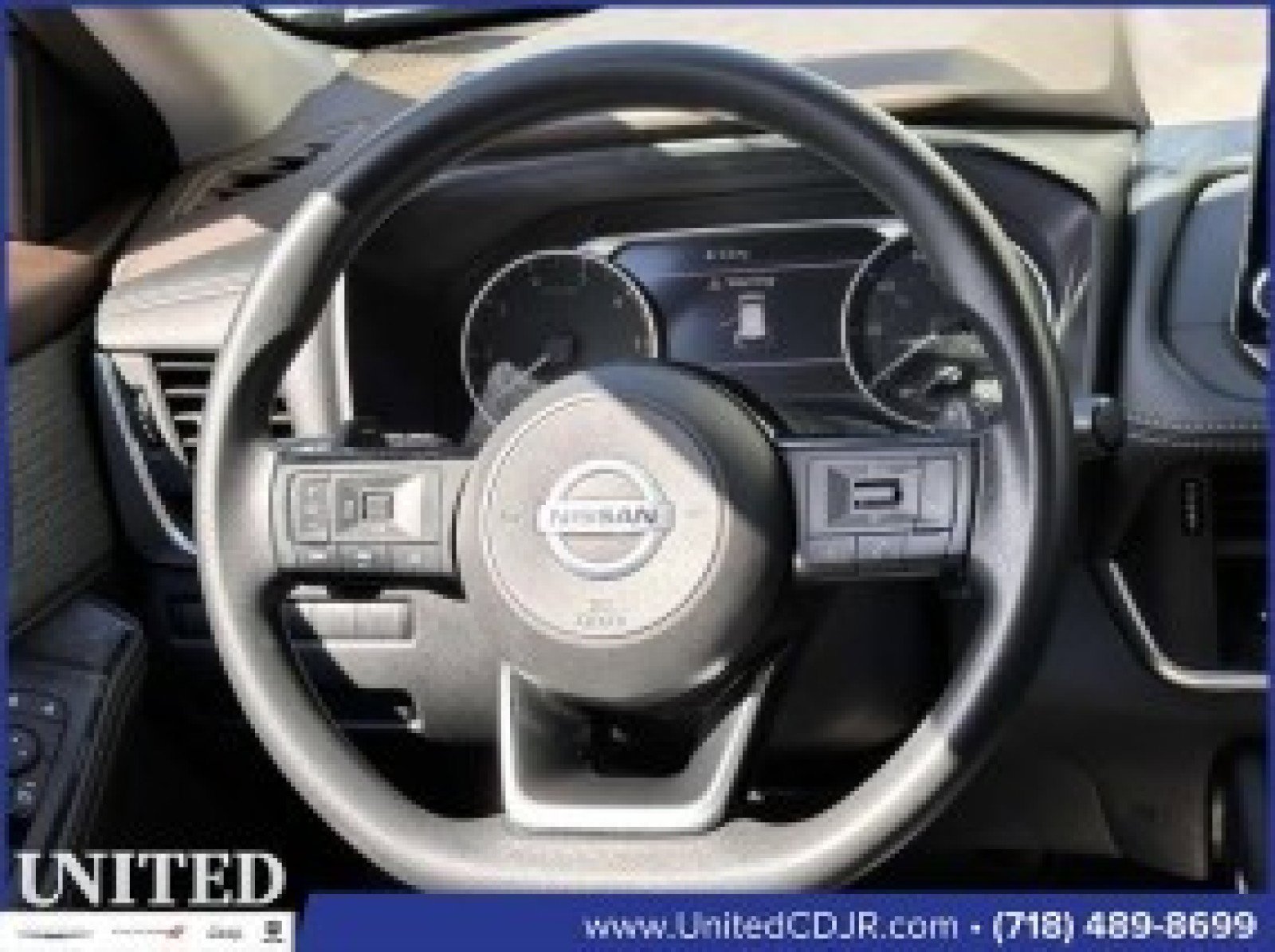 Used 2021 Nissan Rogue S image 18