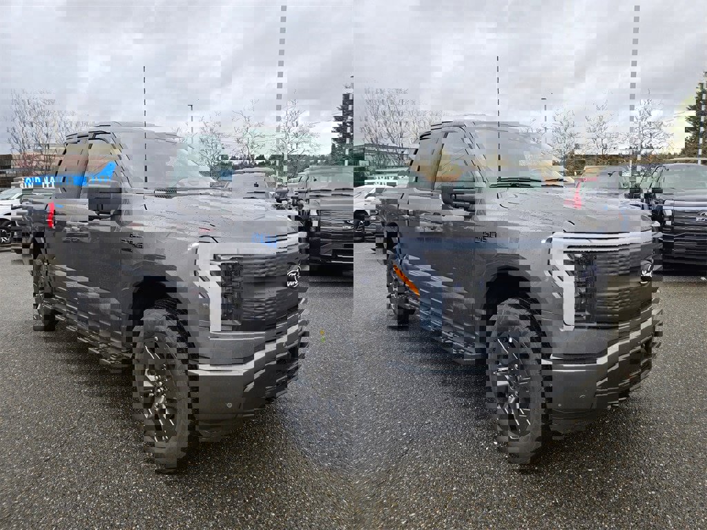 New 2025 Ford F150 Lightning Flash image 3