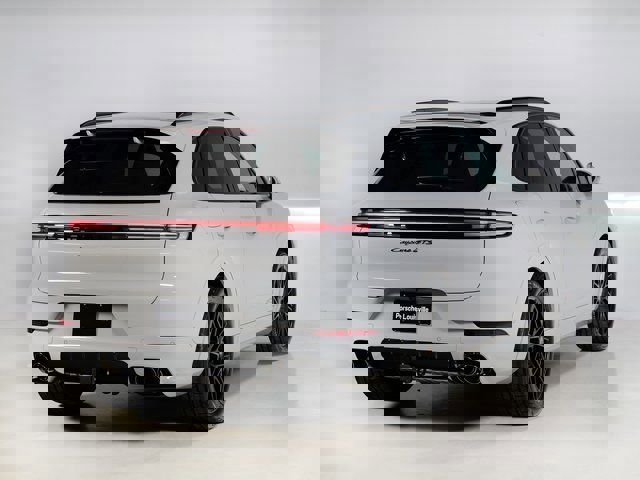 New 2026 Porsche Cayenne GTS image 9