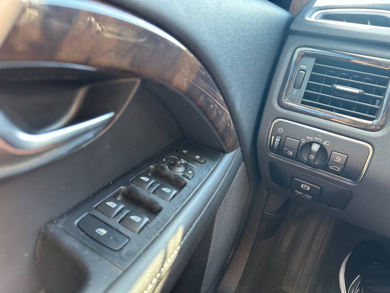 Used 2015 Volvo S80 T5 FWD image 18
