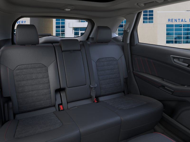 New 2024 Ford Edge ST-Line w/ Class II Trailer Tow Package image 33