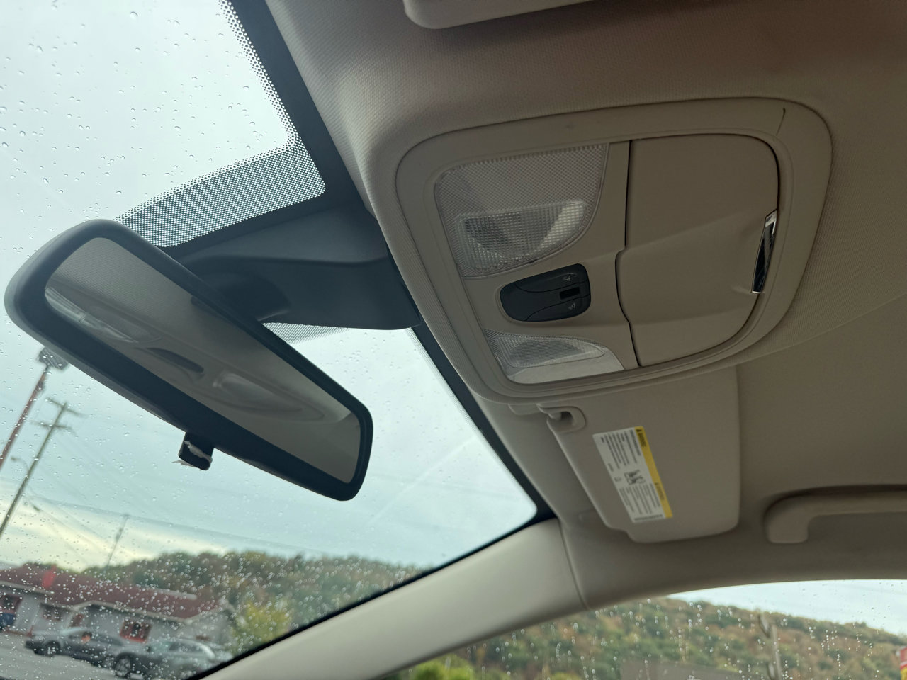 Used 2015 Chrysler 200 Limited image 37