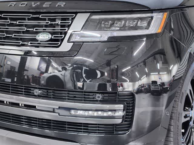 Used 2025 Land Rover Range Rover Long Wheelbase Autobiography AWD/4WD image 22