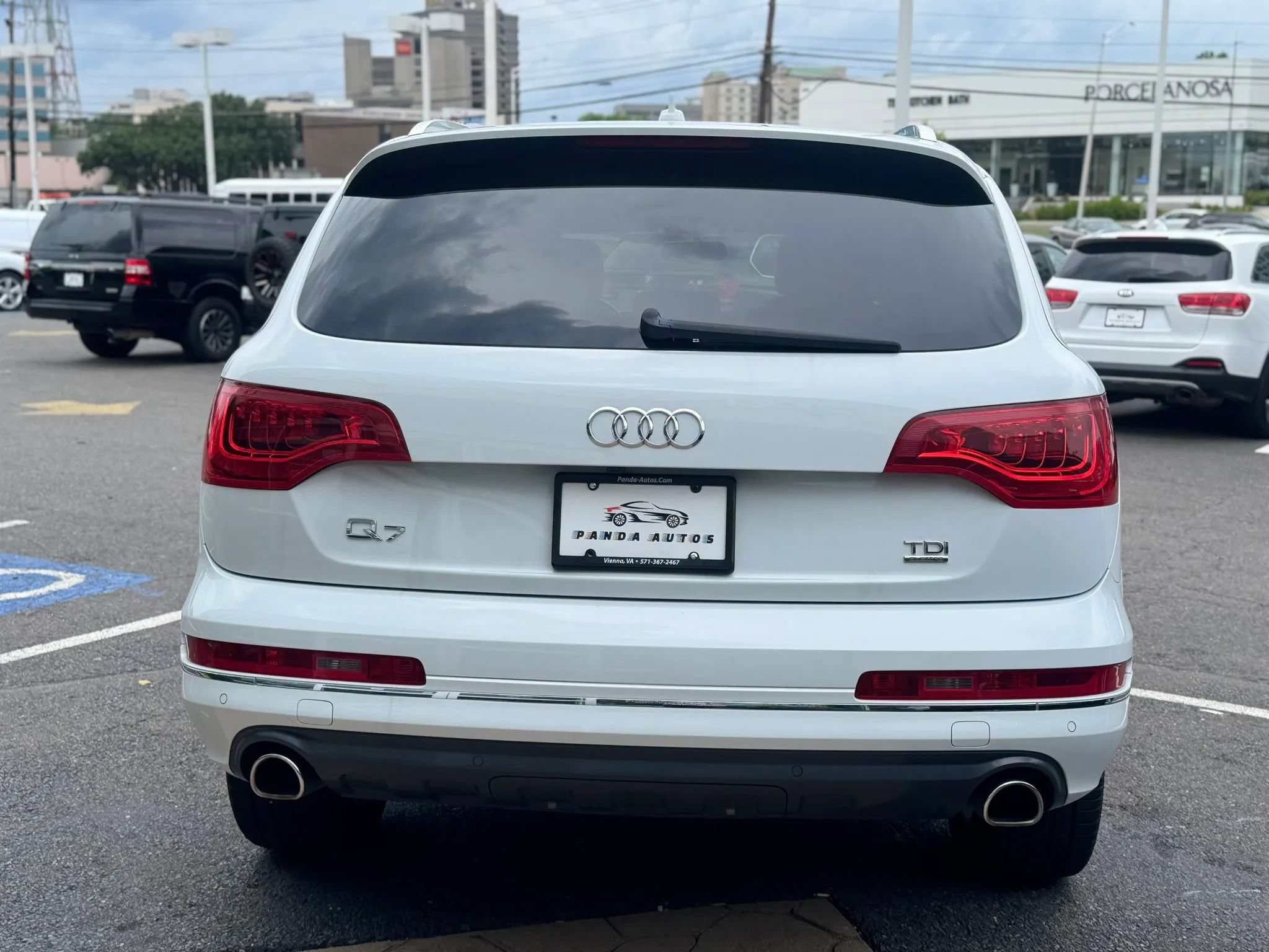 Used 2014 Audi Q7 TDI Premium Plus w/ Premium Plus Package AWD/4WD image 4