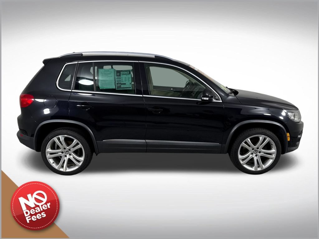 Used 2012 Volkswagen Tiguan S FWD image 2