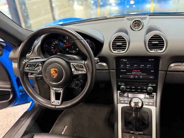 Used 2024 Porsche 718 Cayman RWD image 26