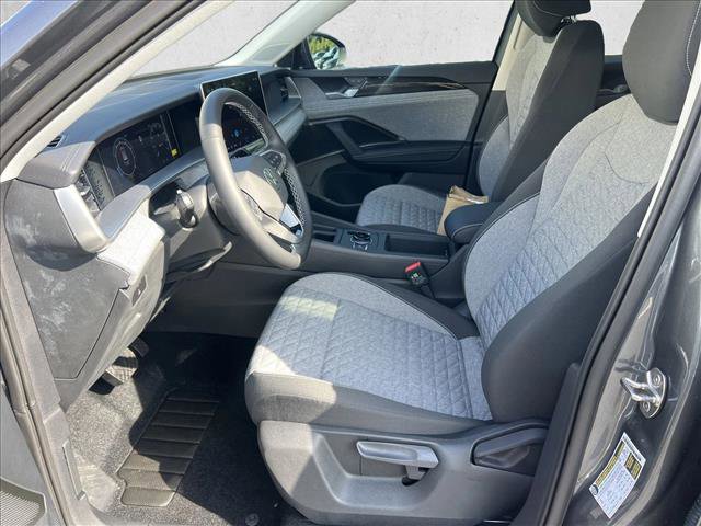 Certified 2025 Volkswagen Tiguan S image 15
