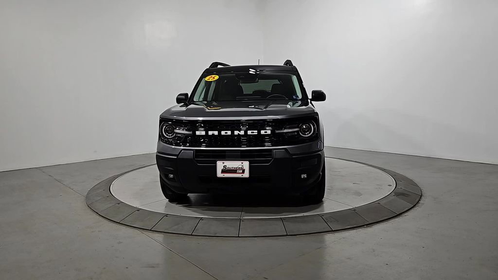 Used 2025 Ford Bronco Sport Outer Banks AWD/4WD image 9